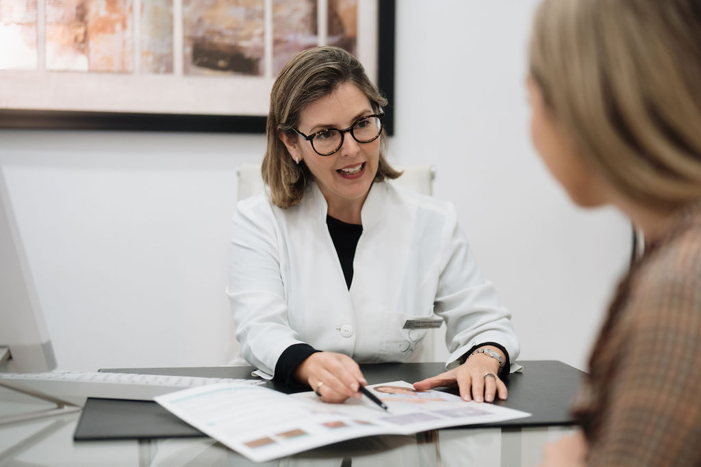 Acné hormonal en mujeres adultas